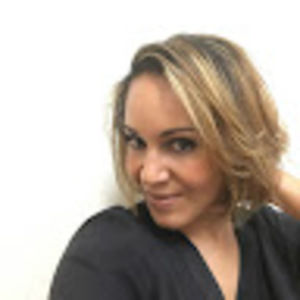 Meet your Posher, Nia